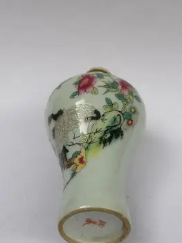 YIZHU CULTUER UMETNOSTI Zbirajo Stari Kitajski Famille rose Porcelana Slikarstvo Žerjav Cvetje Snuff Steklenico Dekoracijo Darilo