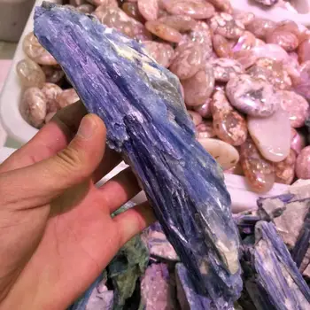 Naravni rought Modra kristal Raw kianit kamni