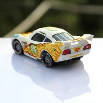 Disney Pixar Cars 2 No. 95 bela Strela Mcqueen barvne risbe Vzorec Kovinski Diecast zlitine Igrača Avto model za otroke 1:55