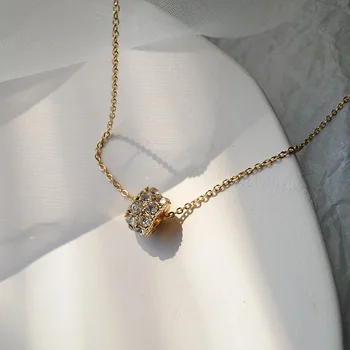 INS Japonski korejski Kul DEKLE na Svetlobo Luksuzni Diamantni Set Choker Elegantne Dame, ki Trajajo Pritožbe Vsestranski Ulica Snap Choker Stud