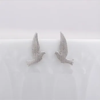 Moda Mir Ptica Uhan Cinkove zlitine Material, ki Plujejo pod golob modeliranje Uhani v različnih smereh
