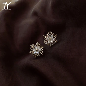 Modi in majhen Kristal Snežinka Uhani trendovske žensk univerzalno Uhani Božično zabavo, Darilo za Rojstni dan Uhani
