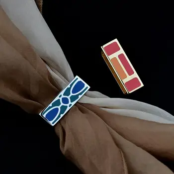 Korejska različica emajl barva pravokotne šal sponke high-end šal sponke klasična preprosta različica šal šal, nakit