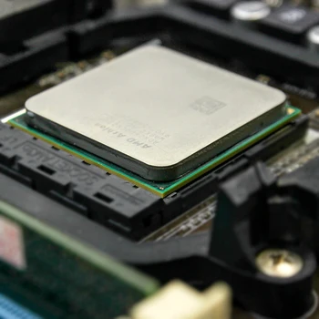AMD Athlon 64 X2 7750 2.7 GHz Dual Core Procesor Socket AM2/AM2+ 940-pin cpu