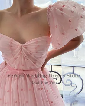 Verngo 2021 Elegantne Linije Baby Roza Til Prom Obleke S Snemljivo Puff Rokavi Srce Vzorec Dolge Večerne Pravljice