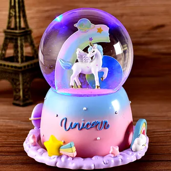 Roza Dekle, Zvezda, Luna Rainbow Unicorn Žareče Snežinke Glasbe Polje Home Dekoracijo LED Luči Santa Claus Kristalno Kroglo Music Box