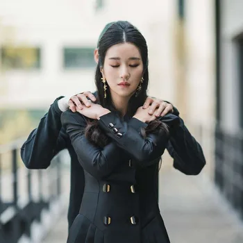 Kpop Seo Yea Ji jeseni mode novo črno dvojno zapenjanje bo ustrezala ovratnik Nabrano Obleko ženske Ulične seksi Visoko pasu mini obleke